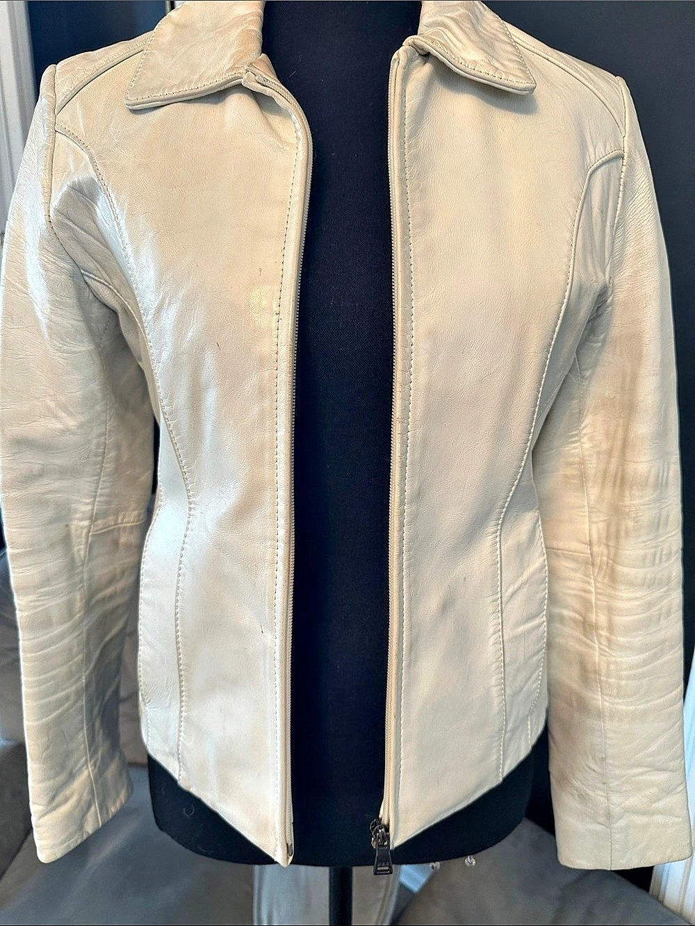Vintage ENY Knoles & Carter Leather Moto Jacket in white Small